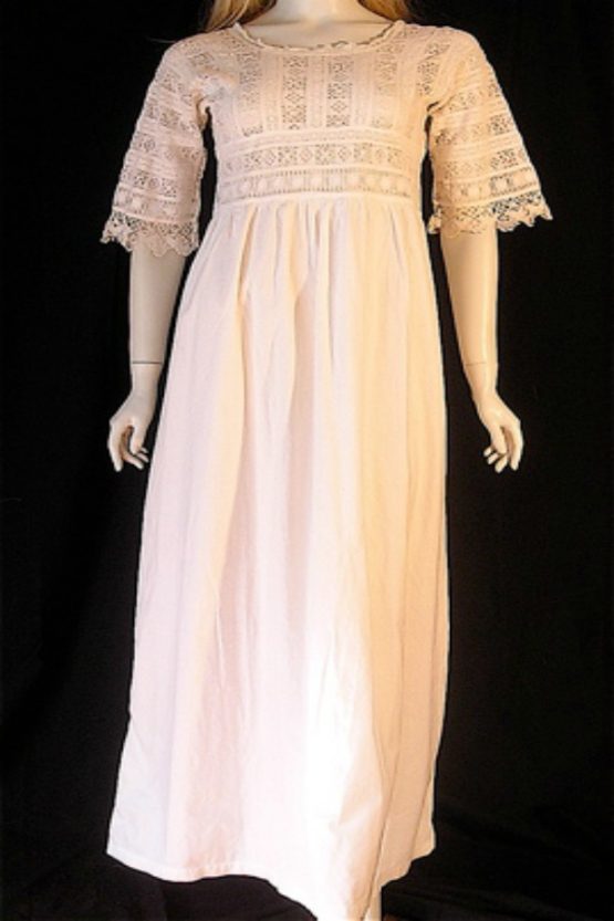 Vintage 1910s cotton and lace nightie