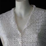 50s white cotton lace blouse close front 500 x 500
