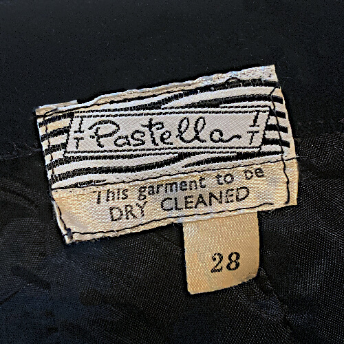 vintage 70s black velvet skirt label